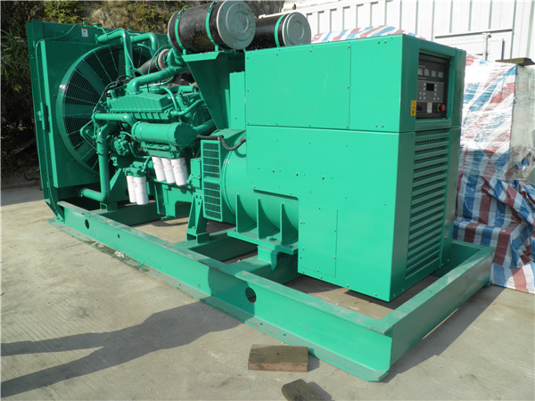 博望发电车出租-柴油发电机组在使用的过程中应该做好哪些防护工作